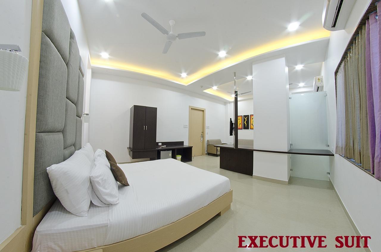 Jk Rooms 109 Hotel Mayur ナーグプル エクステリア 写真